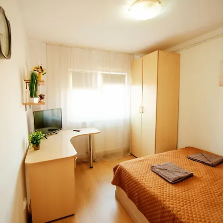 Апартаменти Ela